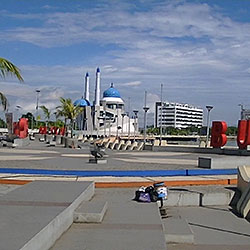 Le front de mer à Makassar