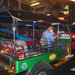 Touk-touk dans les bouchons