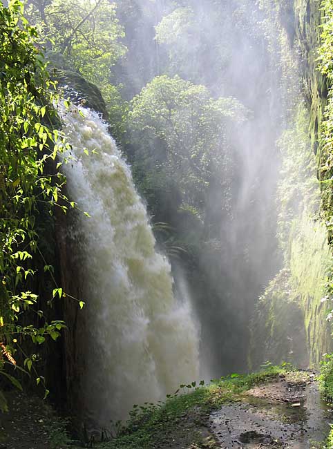 22-Cascade chaude